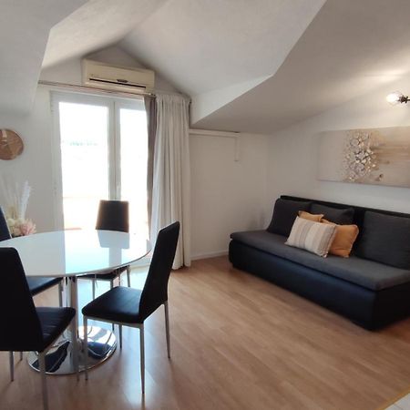Apartments Kapetanovi Dvori Trogir Zewnętrze zdjęcie